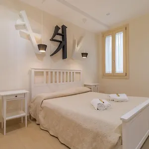 Casa Masa Close To @s.lucia Train Station Venice